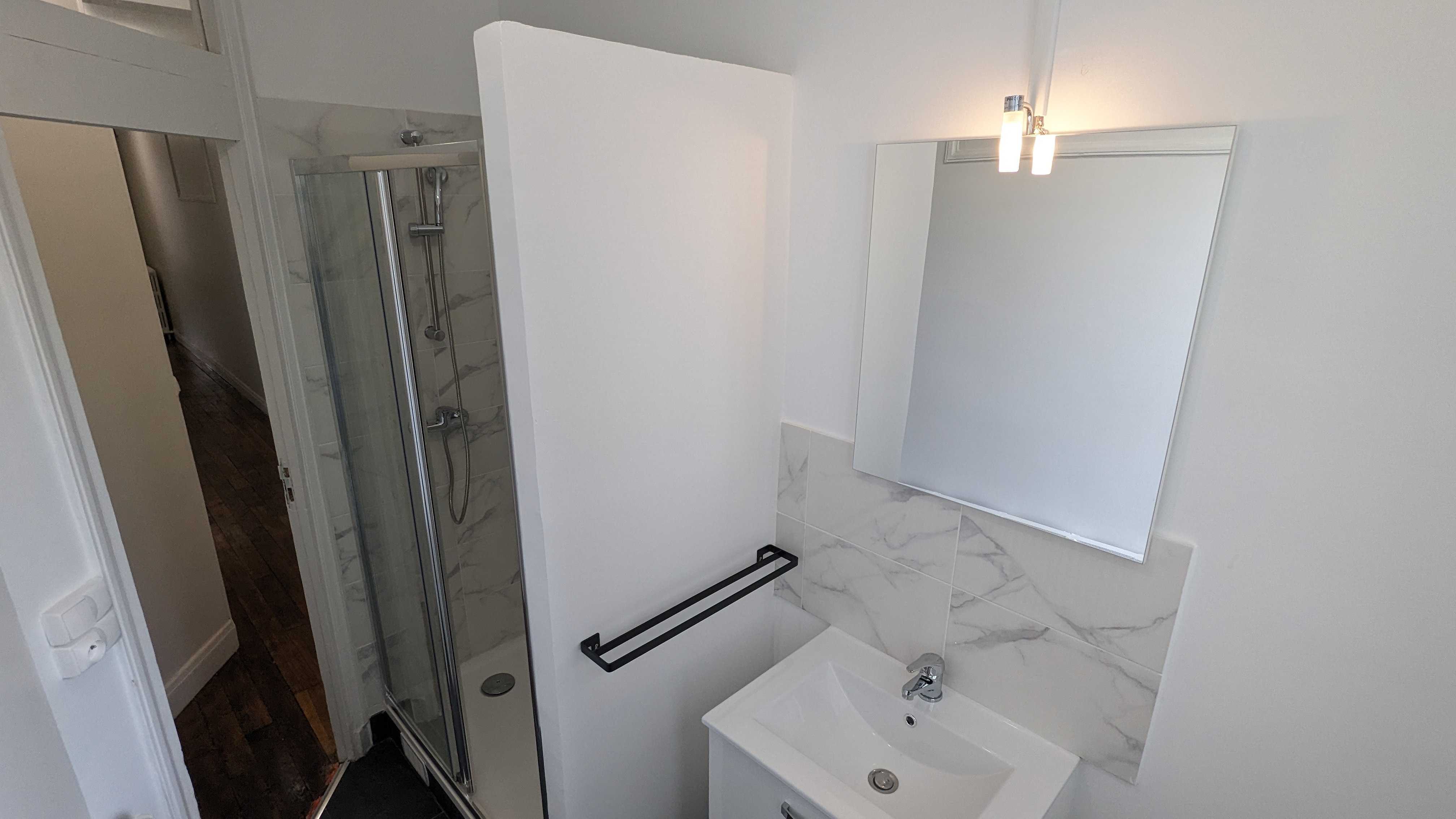 Civry 25 (5F) – Chambre 7